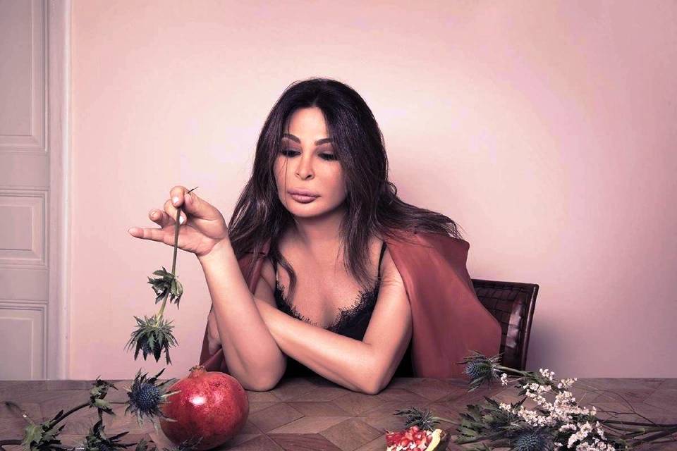 إليسا تسخر من شحنات الأوكسجين السوري "يعني شو هالكرم!"