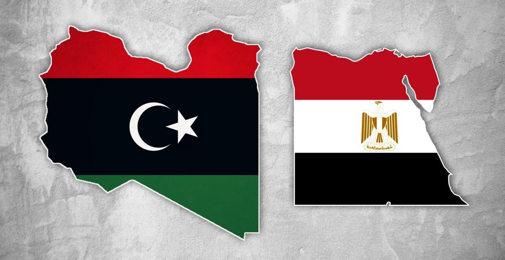 مصر وليبيا توقعان اتفاقيات تعاون في الاتصالات والمعلومات