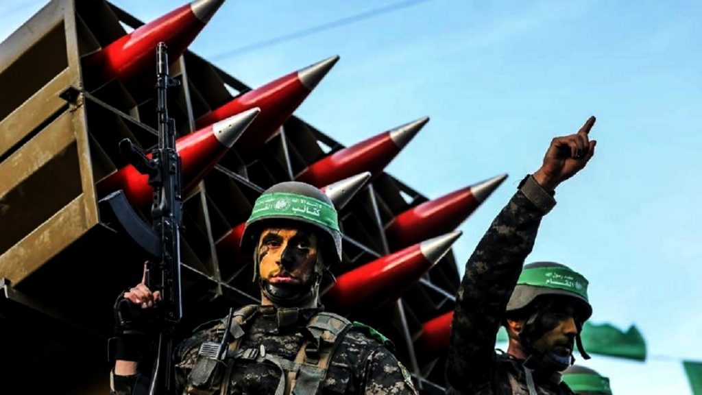 صواريخ كتائب القسام الذراع العسكري لحركة المقاومة الإسلامية "حماس"