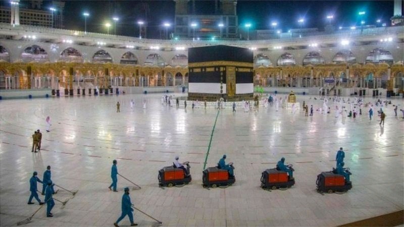السعودية تقتصر موسم الحج على المواطنين والمقيمين وتمنع الحجاج الخارجيين