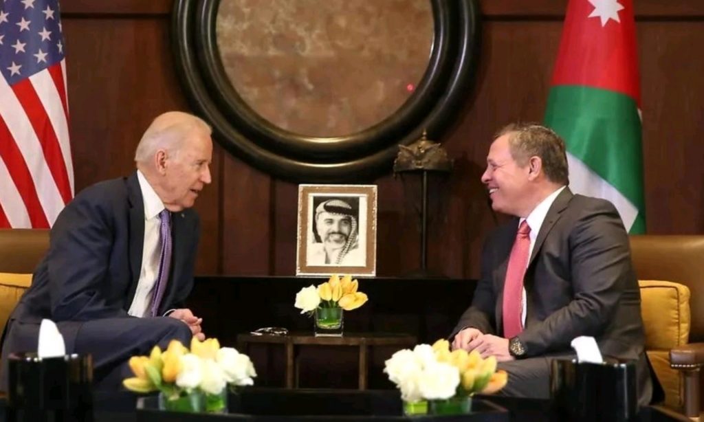 الملك الأردني سيناقش مع بايدن قانون قيصر والائتلاف الثلاثي العربي