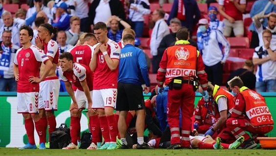 لاعب منتخب الدنمارك