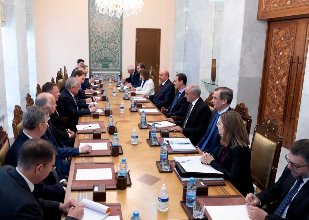 الرئيس الأسد يستقبل مبعوث الرئيس الروسي في دمشق