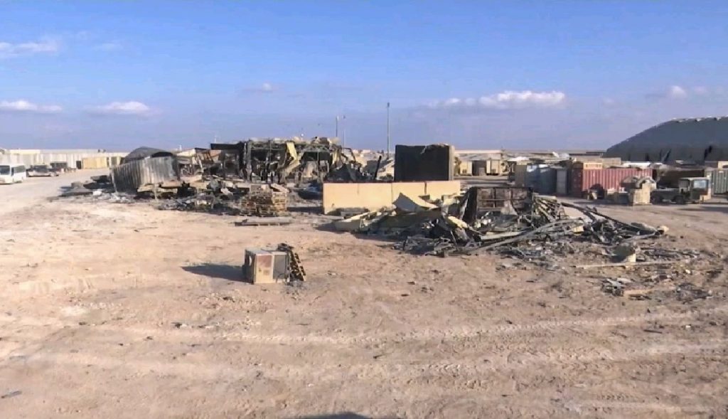 قاعدة عين الأسد في العراق تتعرض لهجوم صاروخي وأنباء عن إصابات