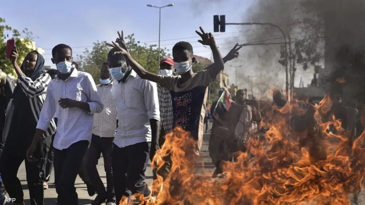 احتجاجات السودان.. مليونية الحكم المدني بلا إنترنت واتصالات